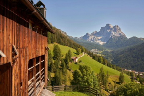 Beautiful barn with garden and stunning view